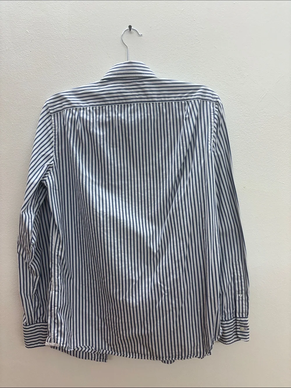 J. Crew Blue and White Striped Button-Down Shirt Men’s Small, Slim fit